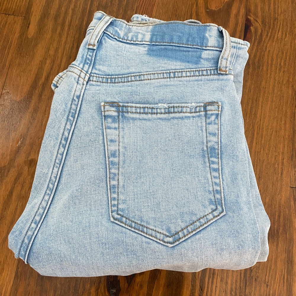 Abercrombie & Fitch Ultra High Waisted Jeans